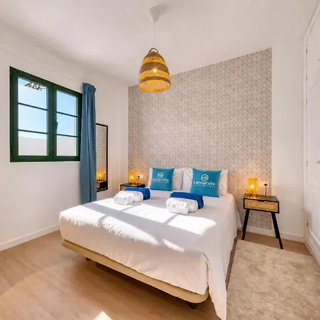 Casa Lanzarote Luxury - 200m From The By Lanzarote Дом отдыха Коста Бланка